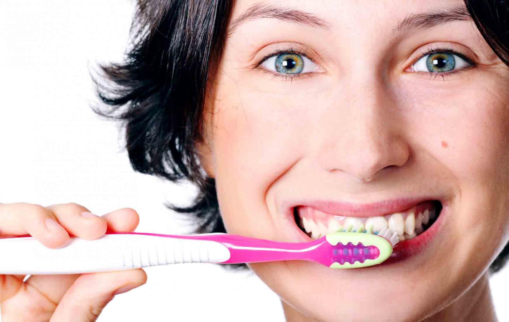 Răng sứ Zirconia bền bao lâu ?