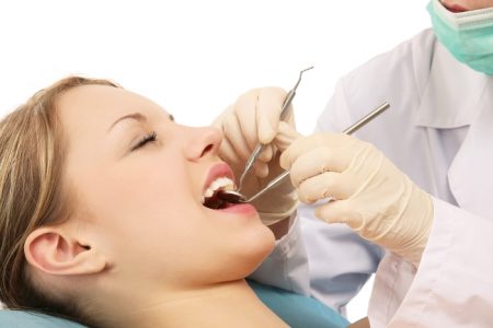 Chảy máu chân răng là thiếu chất gì? Bạn có biết 4