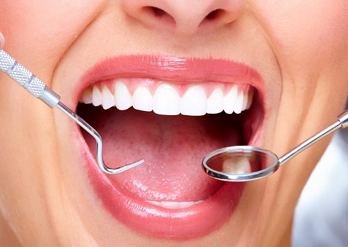 Nhổ răng hàm có nguy hiểm không mọi người? 2