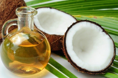 Tẩy trắng răng bằng dầu dừa hiệu quả bất ngờ 1 Tẩy trắng răng bằng dầu dừa hiệu quả bất ngờ 1