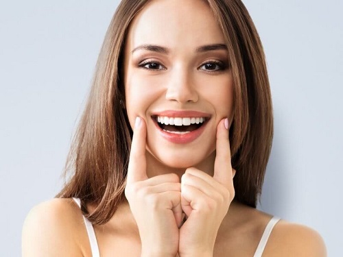 Ưu điểm nổi bật niềng răng mắc cài pha lê-4 Ưu điểm nổi bật niềng răng mắc cài pha lê-4