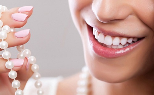 Làm răng sứ thẩm mỹ loại nào tốt? Gợi ý cách chọn lựa-1