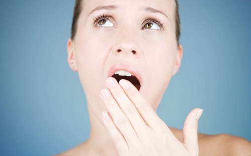 Trồng răng sứ có bị hôi miệng không? Cách xử lý dứt điểm-1
