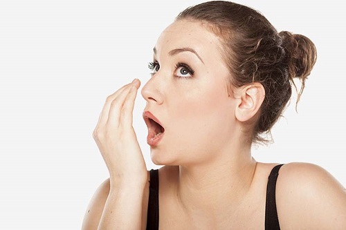 Niềng răng gây hôi miệng - Cách chăm sóc răng hiệu quả-1