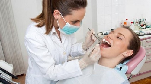 Trồng răng cửa hàm trên - Phương pháp phục hình răng hiệu quả 3 Trồng răng cửa hàm trên - Phương pháp phục hình răng hiệu quả 3